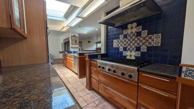 8440 La Jolla Shores Drive, La Jolla, CA 92037