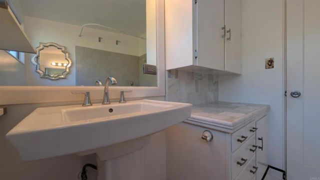 8440 La Jolla Shores Drive, La Jolla, CA 92037