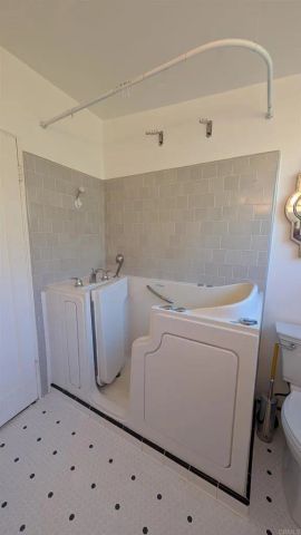 8440 La Jolla Shores Drive, La Jolla, CA 92037