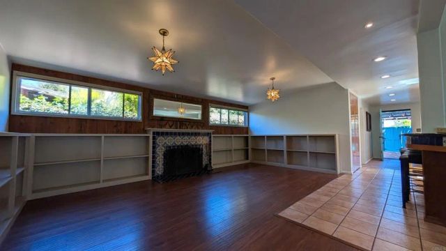8440 La Jolla Shores Drive, La Jolla, CA 92037