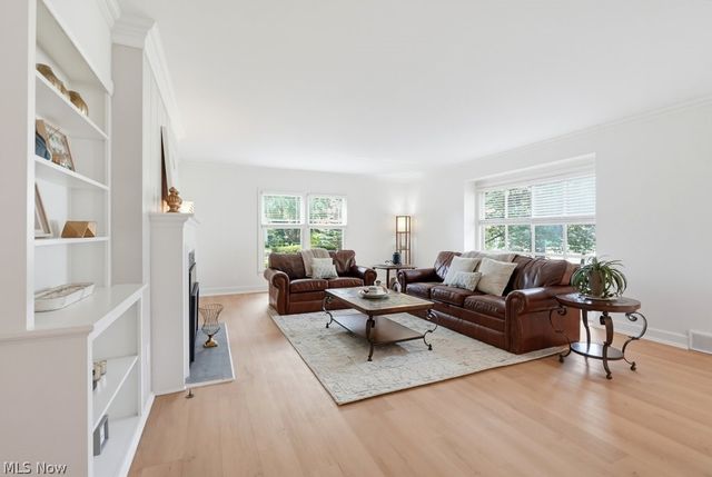 2468 Ridgewood Road, Akron, OH 44313