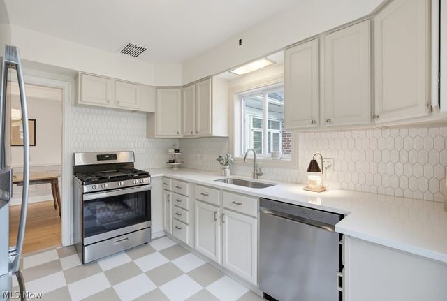 2468 Ridgewood Road, Akron, OH 44313