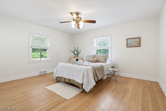 2468 Ridgewood Road, Akron, OH 44313
