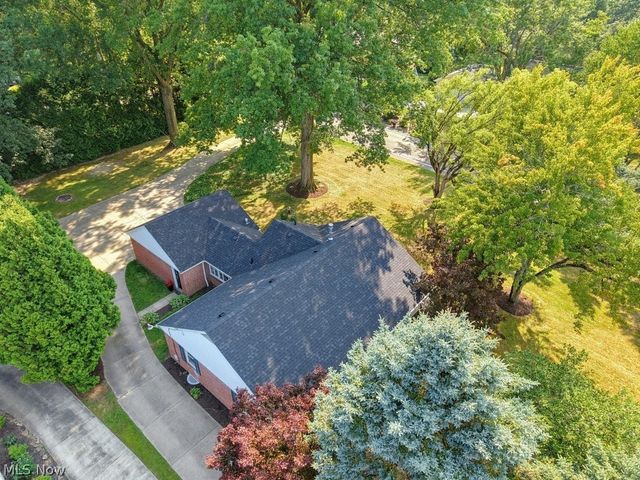 2468 Ridgewood Road, Akron, OH 44313