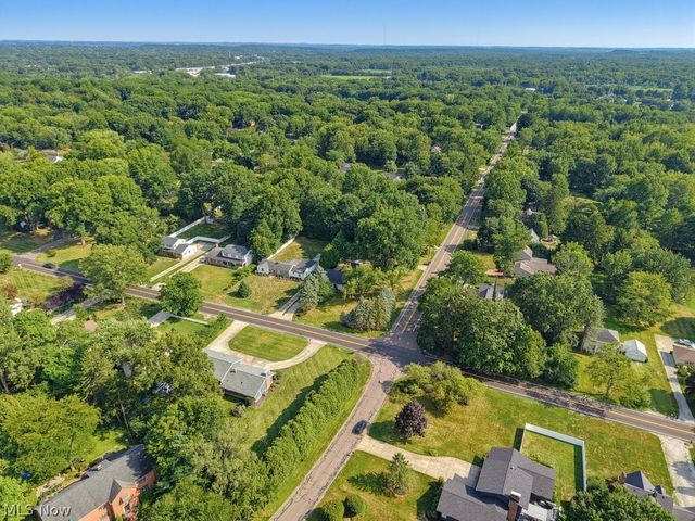 2468 Ridgewood Road, Akron, OH 44313