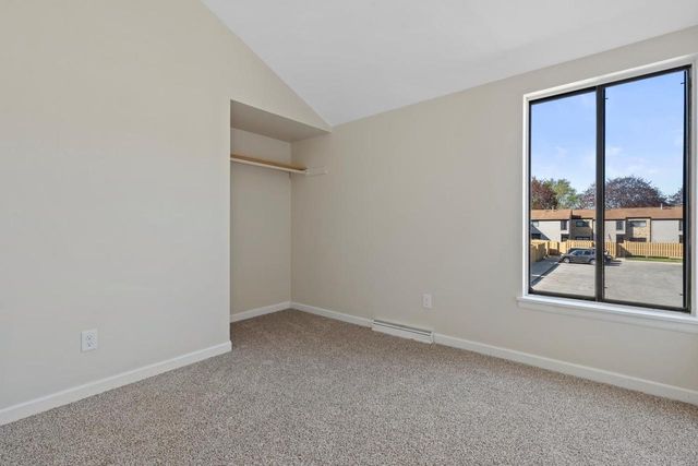 6548 N Bourbon STREET, Milwaukee, WI 53224