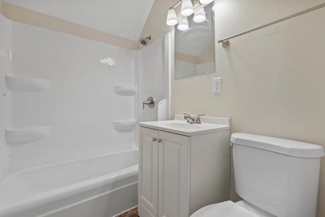 6548 N Bourbon STREET, Milwaukee, WI 53224