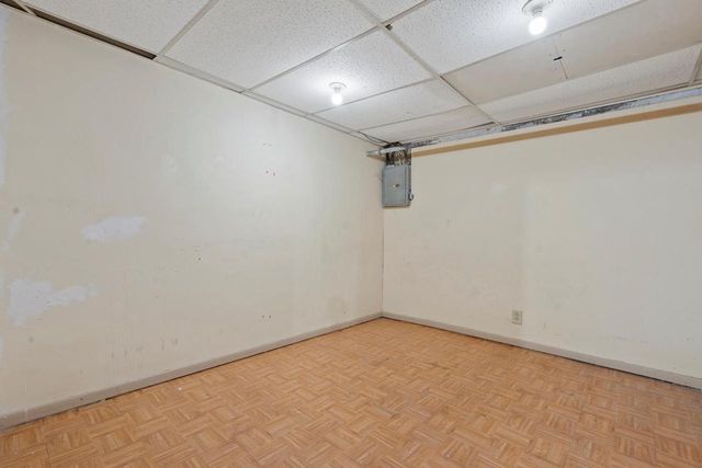 6548 N Bourbon STREET, Milwaukee, WI 53224
