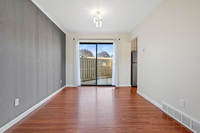 6548 N Bourbon STREET, Milwaukee, WI 53224