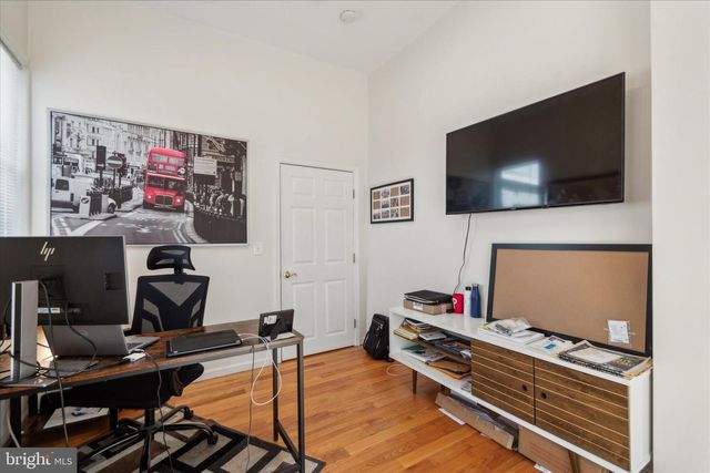 408 E GIRARD AVE, Philadelphia, PA 19125