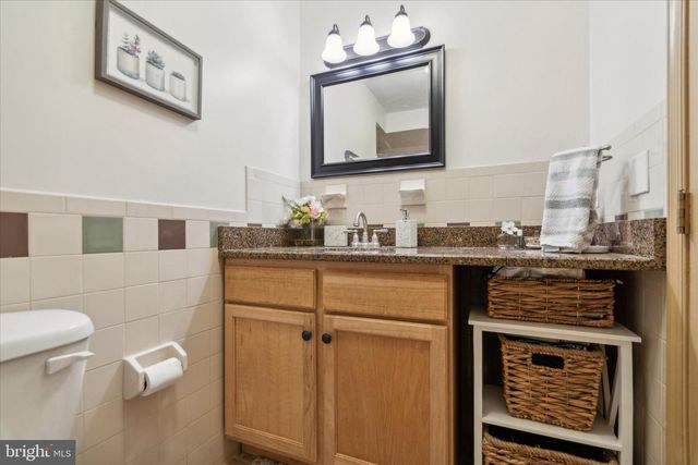 408 E GIRARD AVE, Philadelphia, PA 19125