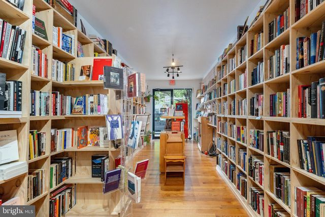 408 E GIRARD AVE, Philadelphia, PA 19125