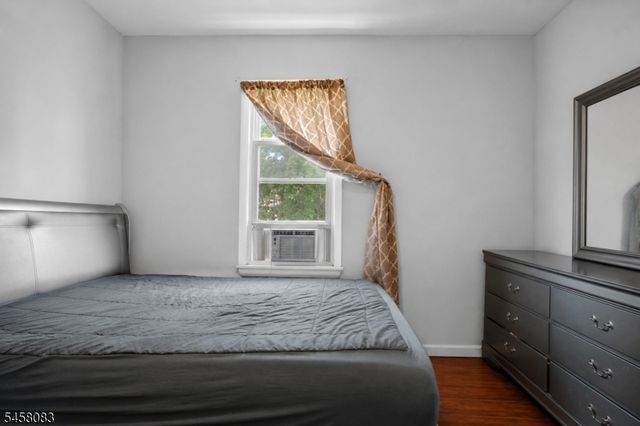 368 Howe Ave, Passaic City, NJ 07055