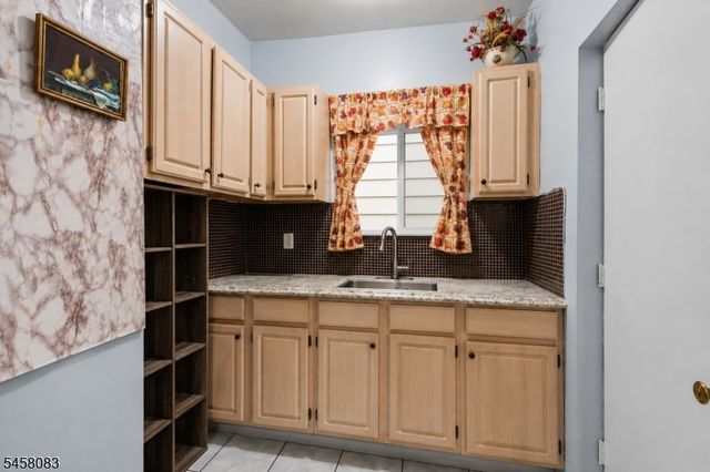 368 Howe Ave, Passaic City, NJ 07055