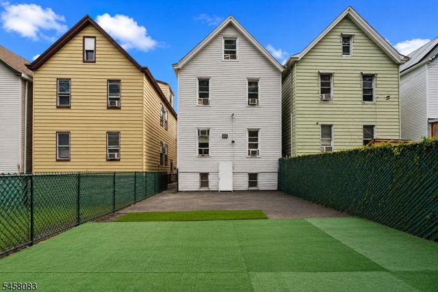 368 Howe Ave, Passaic City, NJ 07055