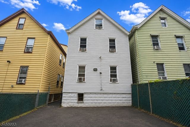 368 Howe Ave, Passaic City, NJ 07055