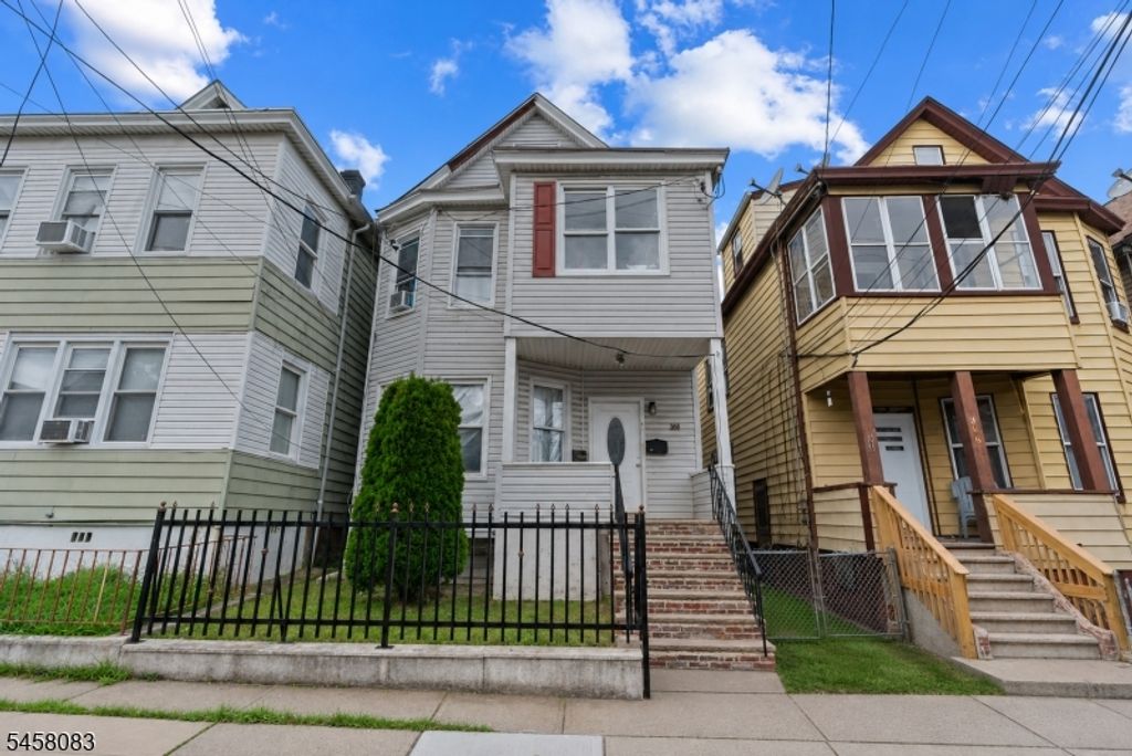 368 Howe Ave, Passaic City, NJ 07055 — photo 2