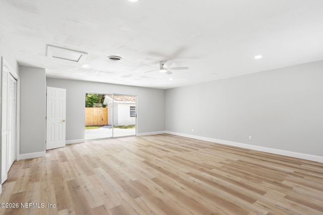 1554 SHIRL Lane, Jacksonville, FL 32207