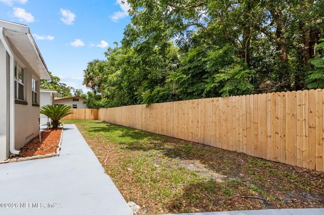 1554 SHIRL Lane, Jacksonville, FL 32207