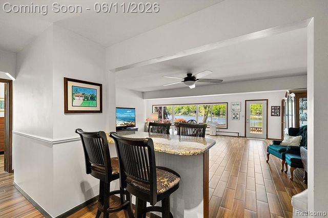 6930 Colony Drive, West Bloomfield, MI 48323