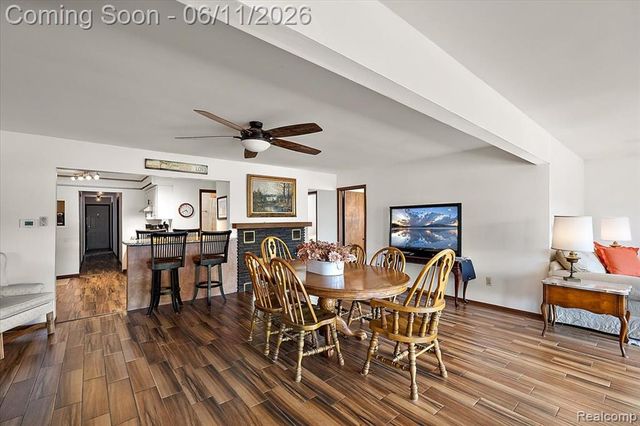 6930 Colony Drive, West Bloomfield, MI 48323