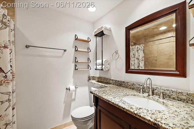 6930 Colony Drive, West Bloomfield, MI 48323