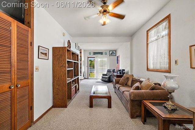 6930 Colony Drive, West Bloomfield, MI 48323