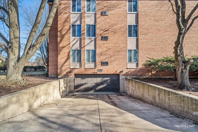 1004 N Mill Street 312, Naperville, IL 60563