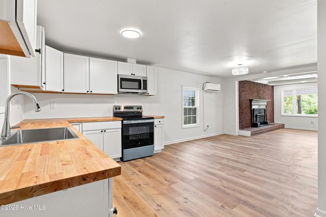901 E Nash Street, Spring Hope, NC 27882