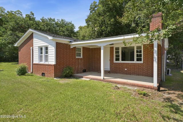 901 E Nash Street, Spring Hope, NC 27882