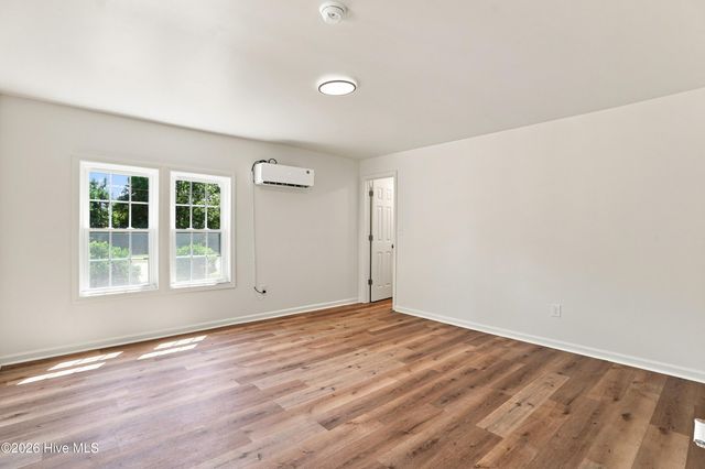 901 E Nash Street, Spring Hope, NC 27882