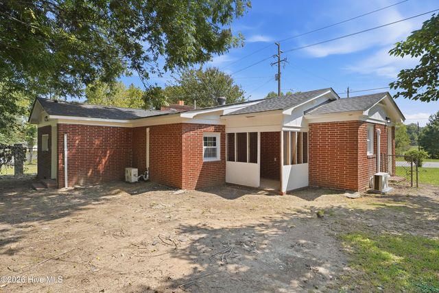 901 E Nash Street, Spring Hope, NC 27882