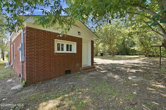 901 E Nash Street, Spring Hope, NC 27882