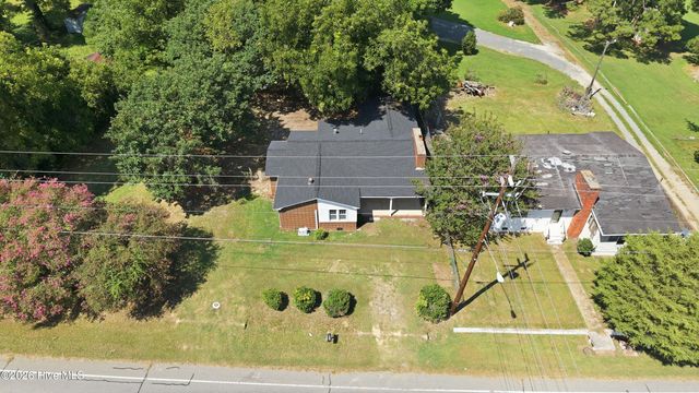 901 E Nash Street, Spring Hope, NC 27882