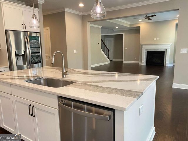 142 Grandmar Chase, Canton, GA 30115