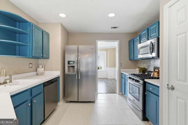 5182 Running Doe Drive, Suwanee, GA 30024