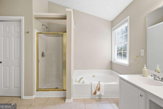 5182 Running Doe Drive, Suwanee, GA 30024