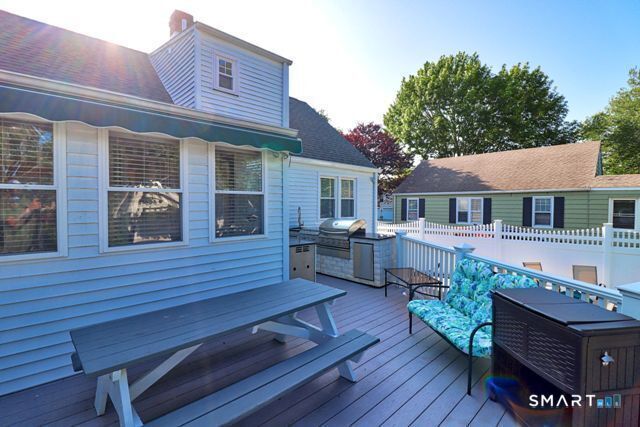 18 Corsino Avenue, Old Lyme, CT 06371