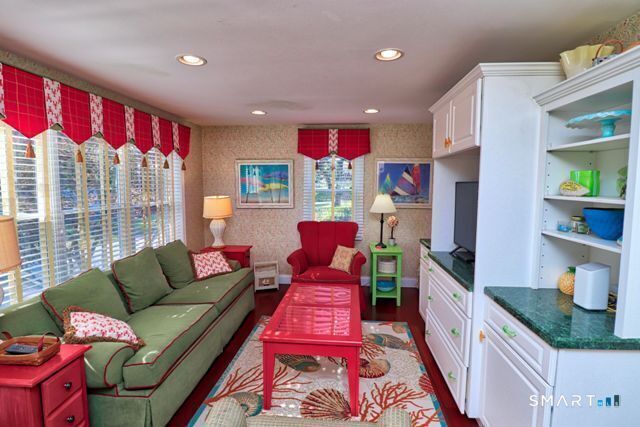 18 Corsino Avenue, Old Lyme, CT 06371