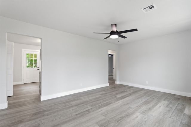 3745 W 43rd Street, Tulsa, OK 74107