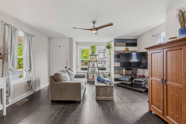 25 MAPLE ST, Clayton, NJ 08312