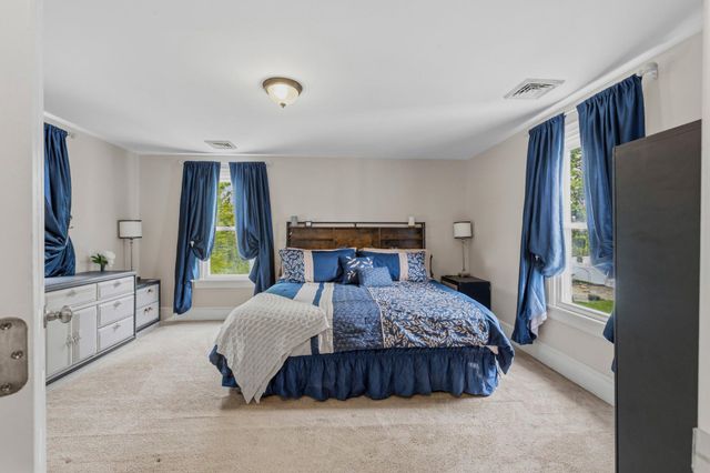 25 MAPLE ST, Clayton, NJ 08312