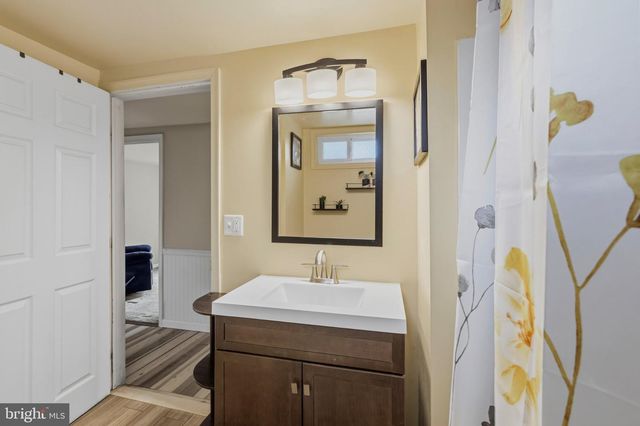 25 MAPLE ST, Clayton, NJ 08312