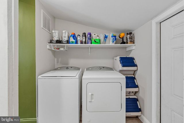 25 MAPLE ST, Clayton, NJ 08312