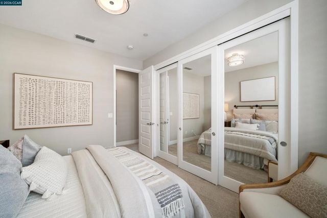 1247 Walker Avenue 2, Walnut Creek, CA 94596