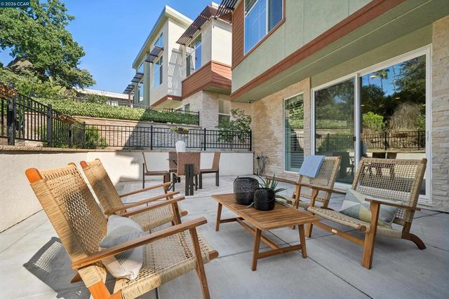 1247 Walker Avenue 2, Walnut Creek, CA 94596
