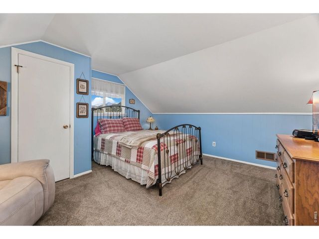 715 Ponderosa Ln, Estes Park, CO 80517