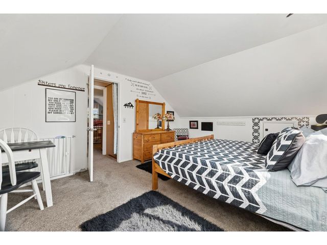 715 Ponderosa Ln, Estes Park, CO 80517