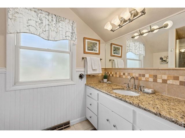 715 Ponderosa Ln, Estes Park, CO 80517