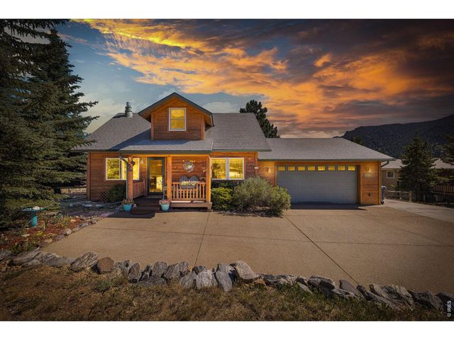 715 Ponderosa Ln, Estes Park, CO 80517